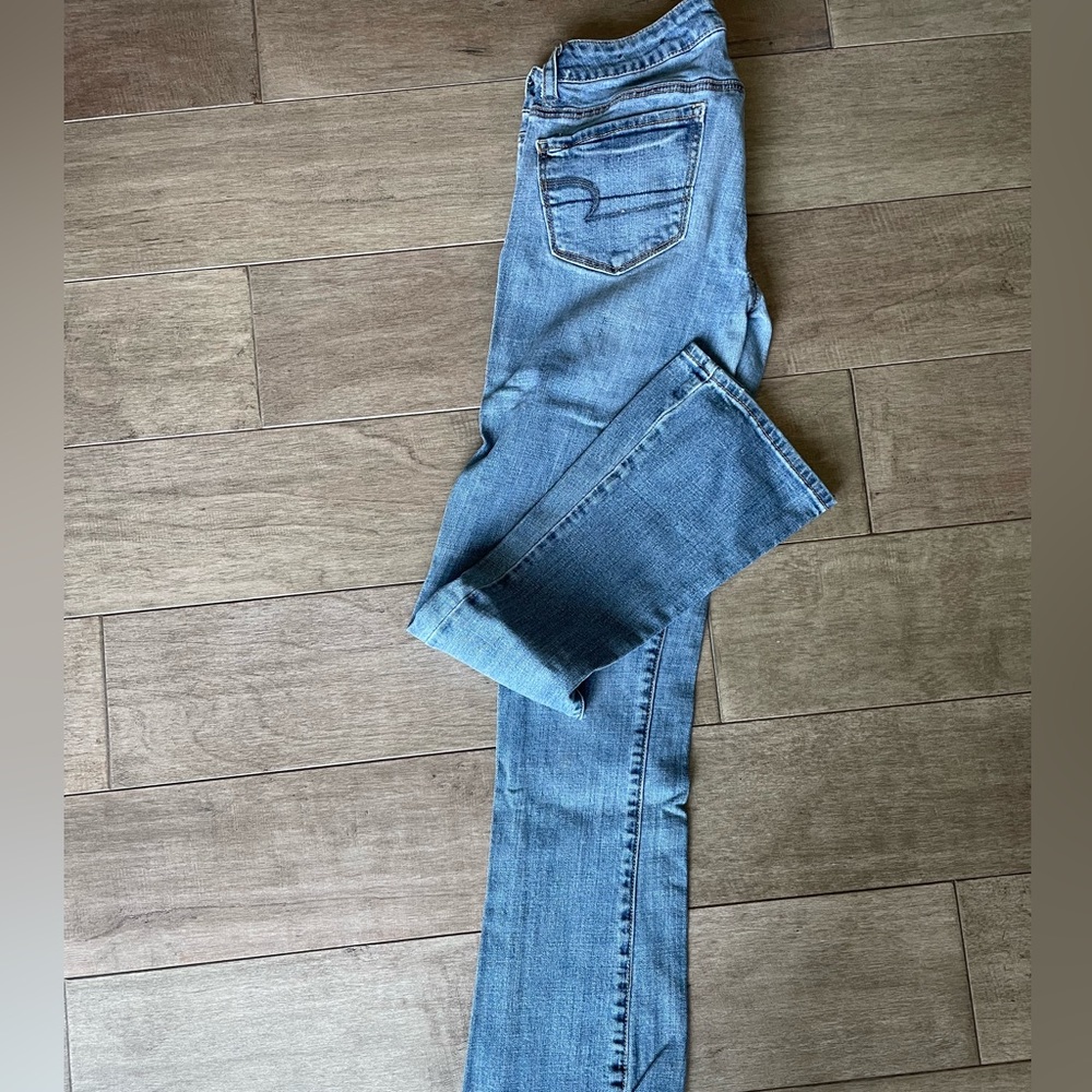American eagle size 6 jeans